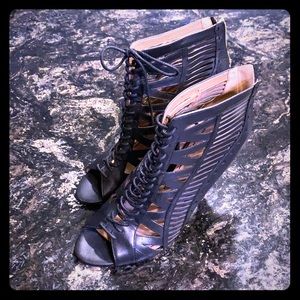 Nine West leather Cage Bootie